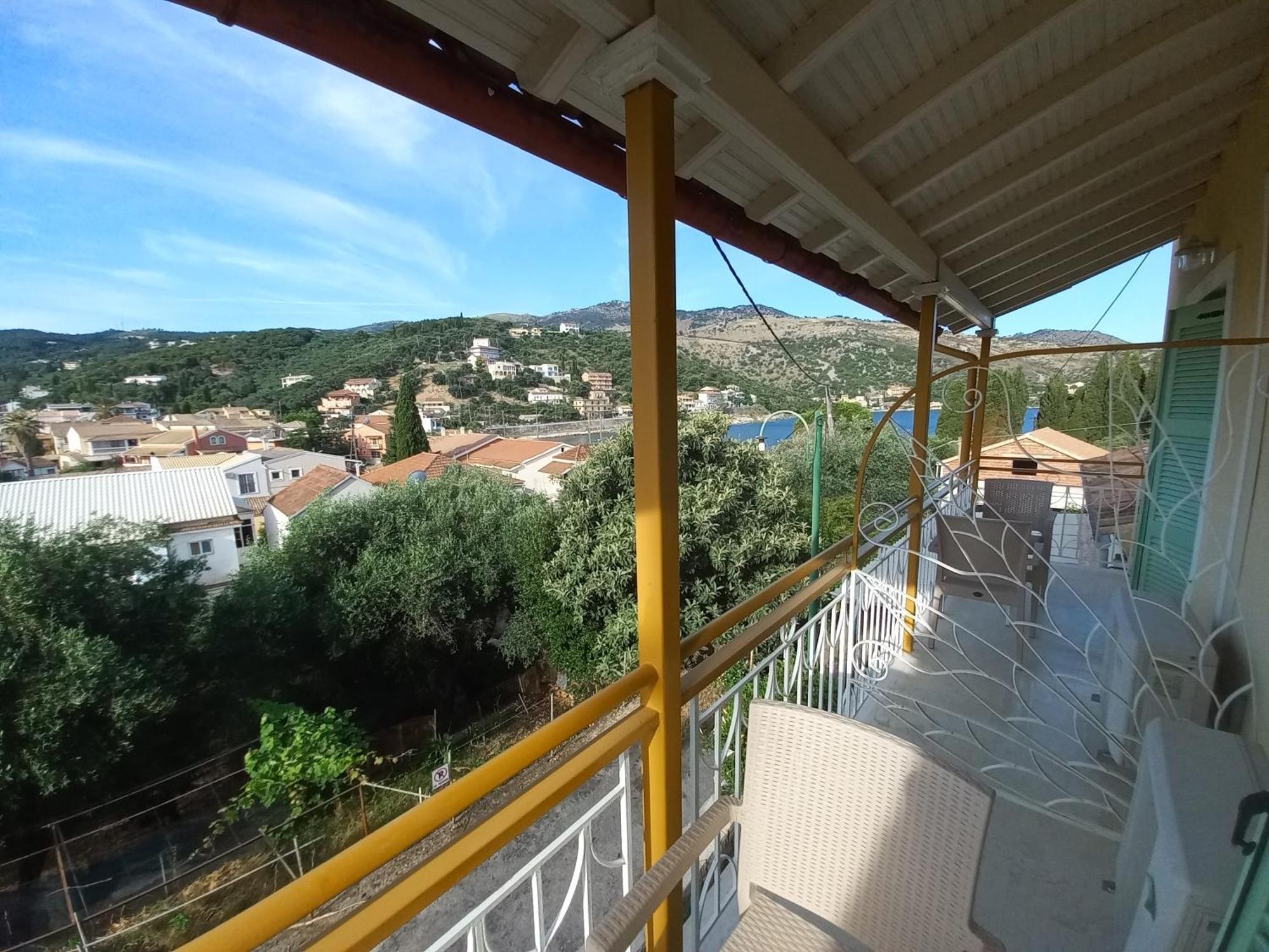 Oneiro House